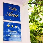 Ana, 2 Apartment Split
